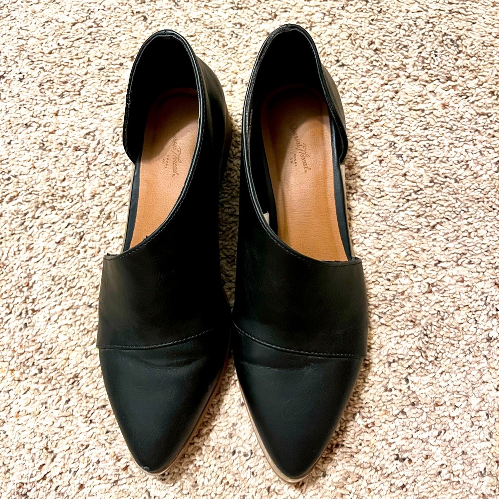 Universal Thread Open Side Slip on Shoes